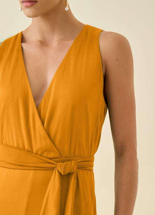 Maria.valentina - Macacão Maria.Valentina Ajustado Decote Transpassado sem Manga Lo Amarelo 2