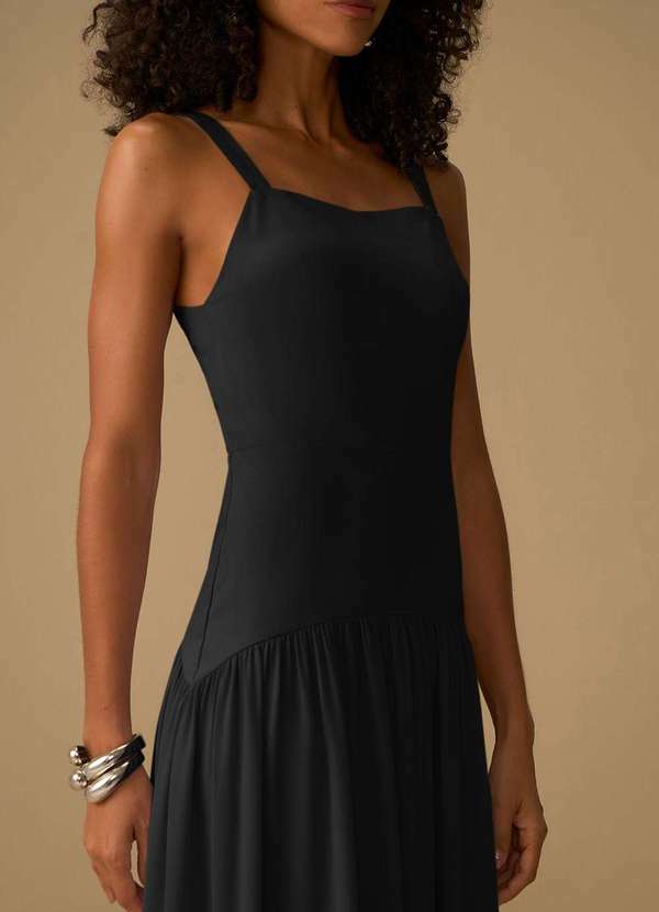 Maria.valentina - Vestido Maria.Valentina Ajustado Decote Reto com Alça Longo Preto Preto