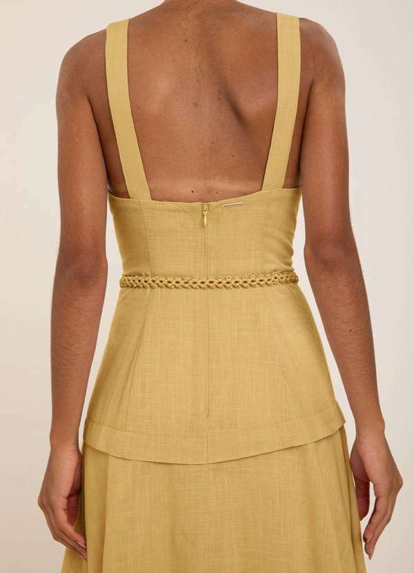 Maria.valentina - Vestido Maria.Valentina Ajustado Decote Reto com Alça Midi Bege Bege 4