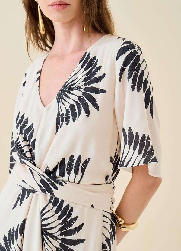 Maria.valentina - Vestido Maria.Valentina Longo Decote V Amarração Cintura Cru Nude 3