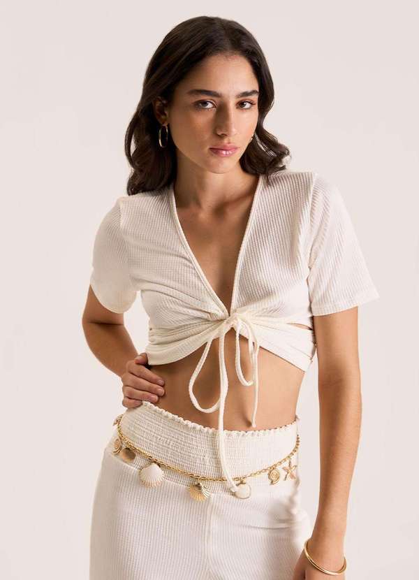 Zinco - Blusa Zinco Decote V Manga Curta Detalhe Amarril Off White Branco