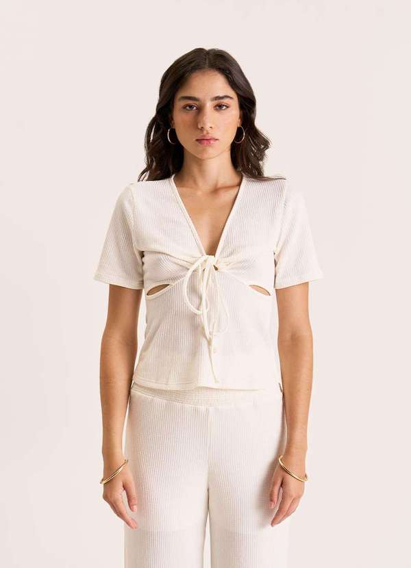 Zinco - Blusa Zinco Decote V Manga Curta Detalhe Amarril Off White Branco 2