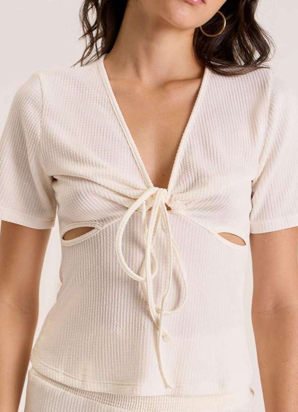 Zinco - Blusa Zinco Decote V Manga Curta Detalhe Amarril Off White Branco 3