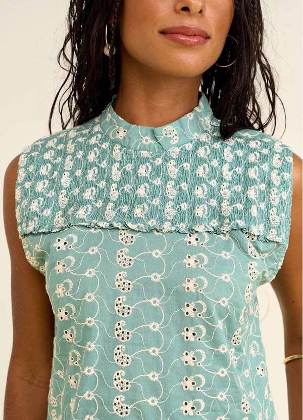 Zinco - Blusa Zinco Solta Decote Careca Manga Curta Padrão Verde Verde 3