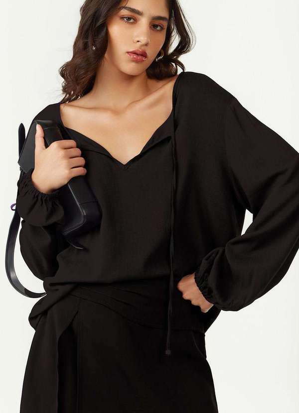 Zinco - Blusa Zinco Solta Decote Careca Manga Longa Padrão Preto Preto