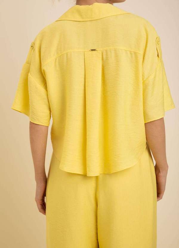 Zinco - Camisa Zinco Solta Decote V Manga Curta Cropped Amarelo Amarelo 4