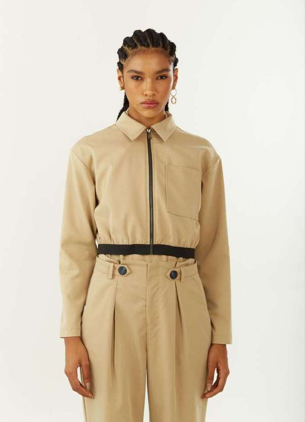 Zinco - Camisa Zinco Solta Gola Tradicional Manga Longa Cropped Bege Bege 2