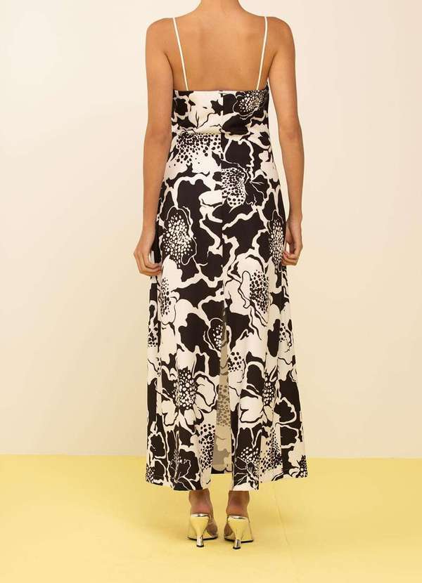 Zinco - Vestido Zinco Solto Decote Reto com Alça Longo Preto Preto