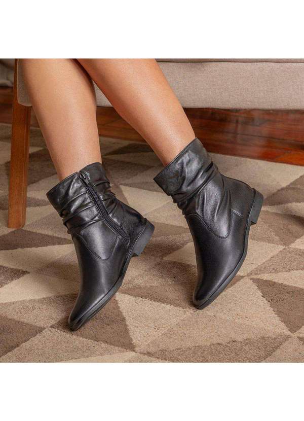 Berganno - Bota Social Feminina em Couro Preto Milly Preto 6