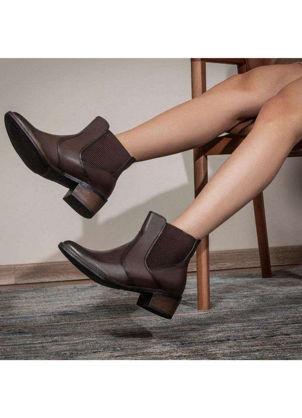 Berganno - Kit Ideal Feminino para Uso Diário-Botas Elegantes em Couro Pinhão+Pinhão 6