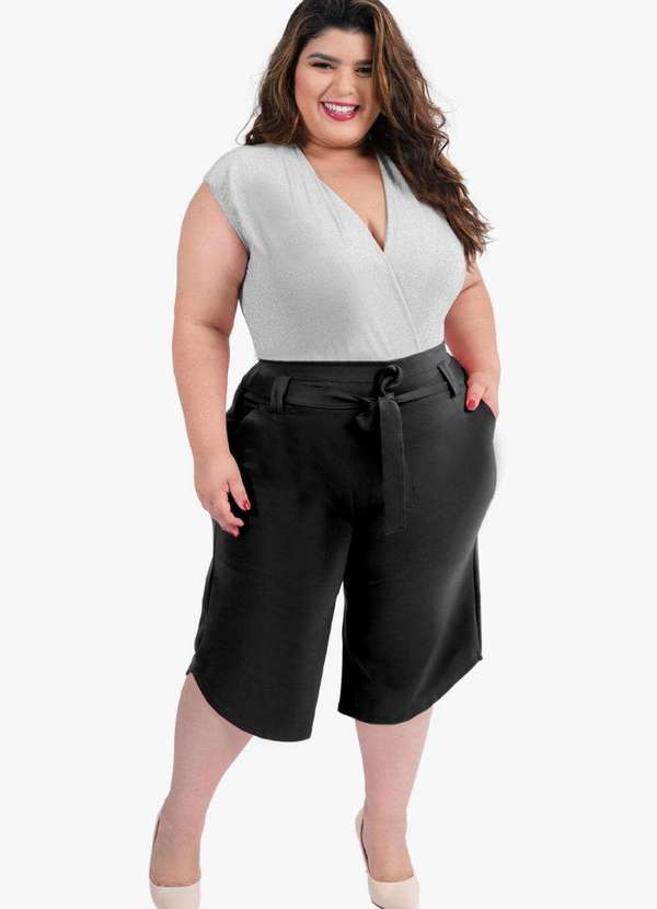 Looks Catwalk - Calça Pantacourt Cinto Laço Bolso Moda Feminina Plus Size - Preto