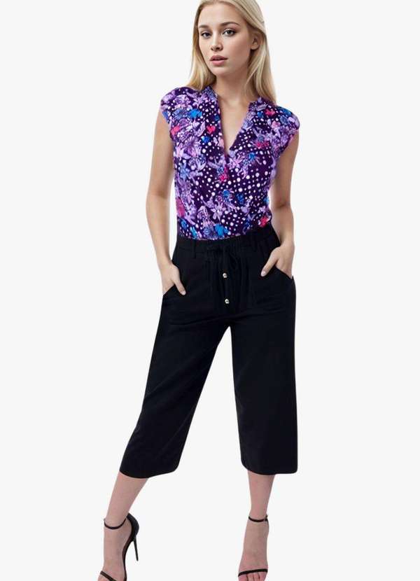 Looks Catwalk - Calça Pantacourt Moda Feminina com Bolso Malha Viscolycra - Preto