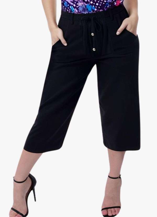 Looks Catwalk Calça Pantacourt Moda Feminina com Bolso Malha Viscolycra  Preto