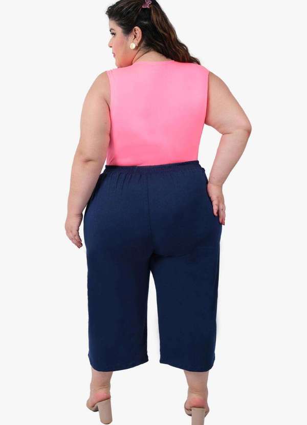 Looks Catwalk - Calça Pantacourt Recorte com Bolso Moda Feminina Plus Size - Marinho