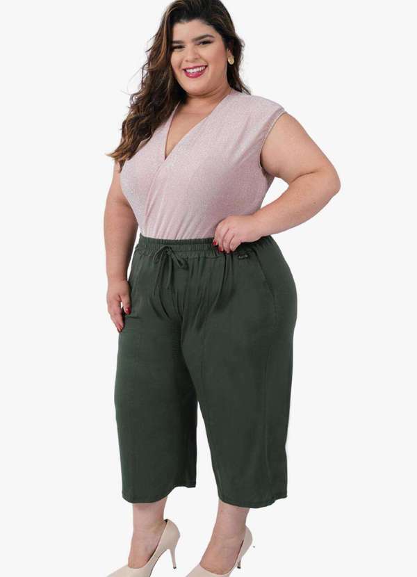 Looks Catwalk - Calça Pantacourt Recorte com Bolso Moda Feminina Plus Size - Verde 3