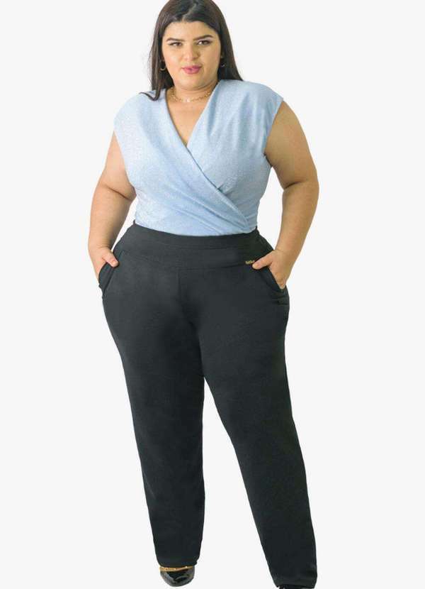 Looks Catwalk - Calça Reta Feminina Estilo Social Cintura Média Plus Size - Preto