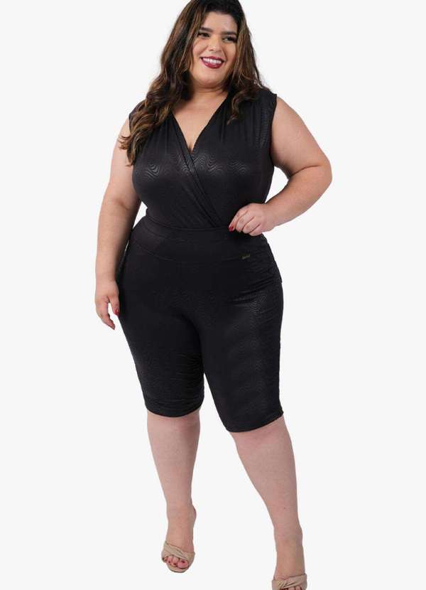 Looks Catwalk - Bermuda 3d com Bolso Shorts Moda Feminina Plus Size Verão - Preto