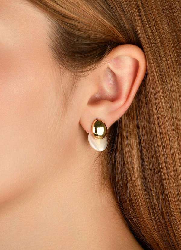 Ora Semijoias - Brinco Semijoia de Pérola com Base Banho em Ouro 18 K Dourado 4