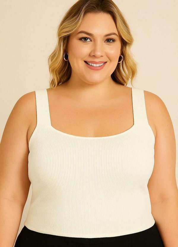 Mais na Moda Plus - Top Canelado Off-White Plus Size com Decote Quadrado - Off