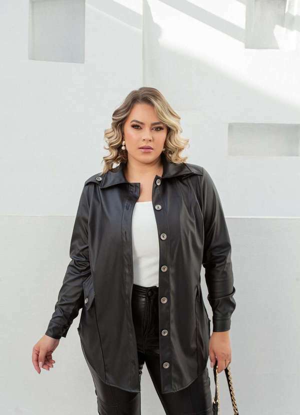Mais na Moda Plus - Camisa Parka Couro Sintético Preto Plus Size - Preto