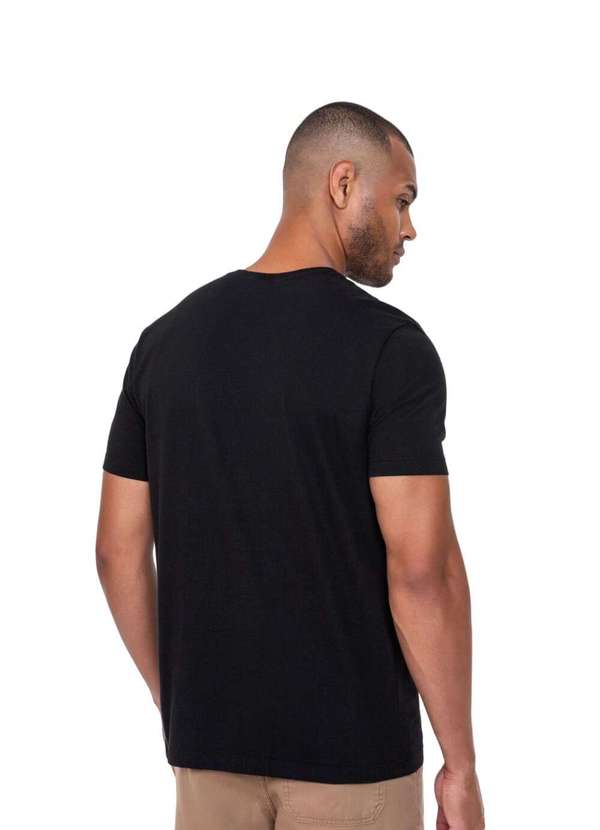 Hangar 33 - Camiseta Hangar 33 Estampa Montanha Preto Preto 4