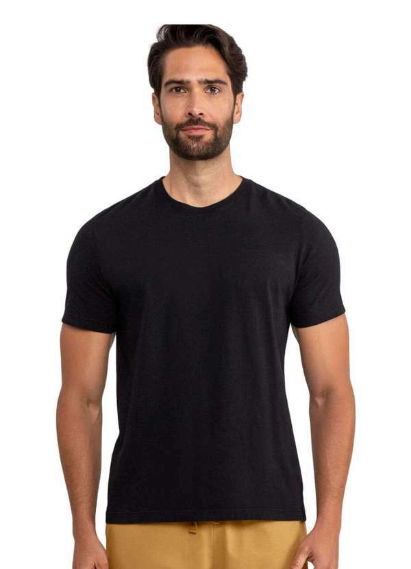 Hangar 33 - Camiseta Hangar 33 Malha Natural Preto Preto