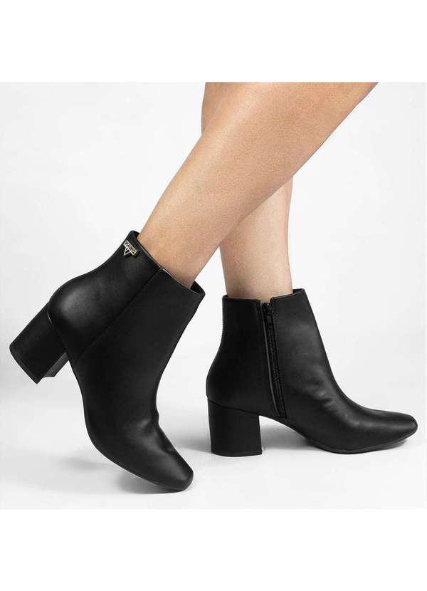 Zatta Calcados - Bota Bico Quadrado Yanka Preto