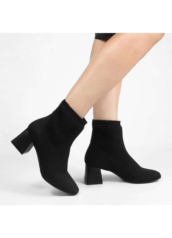 Zatta Calcados - Bota Zatta Bico Quadrado Salto Geometrico Lumena Knit Preto