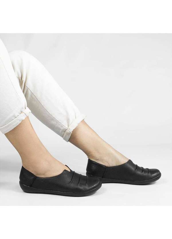 Zatta Calcados - Sapato Couro Flat Recort Kiara Preto