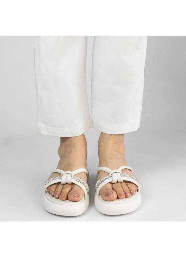 Zatta Calcados - Papete Zatta Flat Form no Brilho Pilar Branco 3