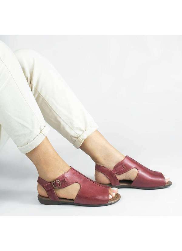 Zatta Calcados - Sandalia Rasteira Fechada Flat Mia Vermelho