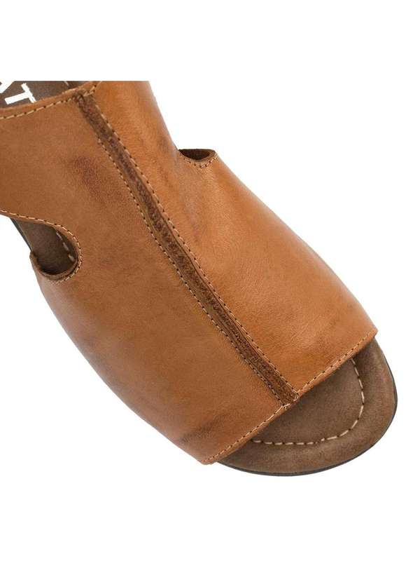 Zatta Calcados - Sandalia Rasteira Fechada Flat Mia Marrom 6