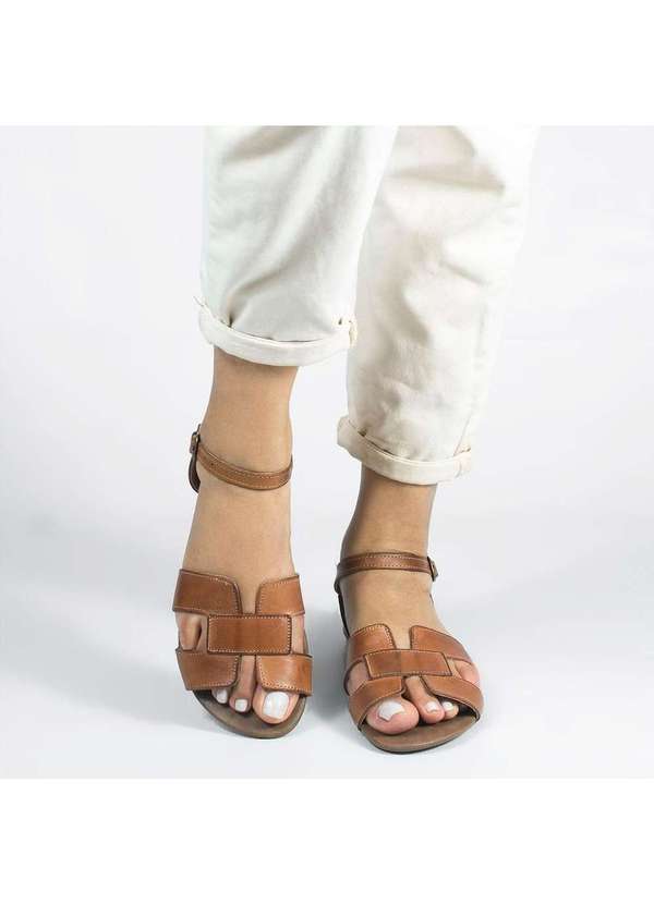 Zatta Calcados - Sandalia Zatta Rasteira Couro H Fechada Melina Marrom 3