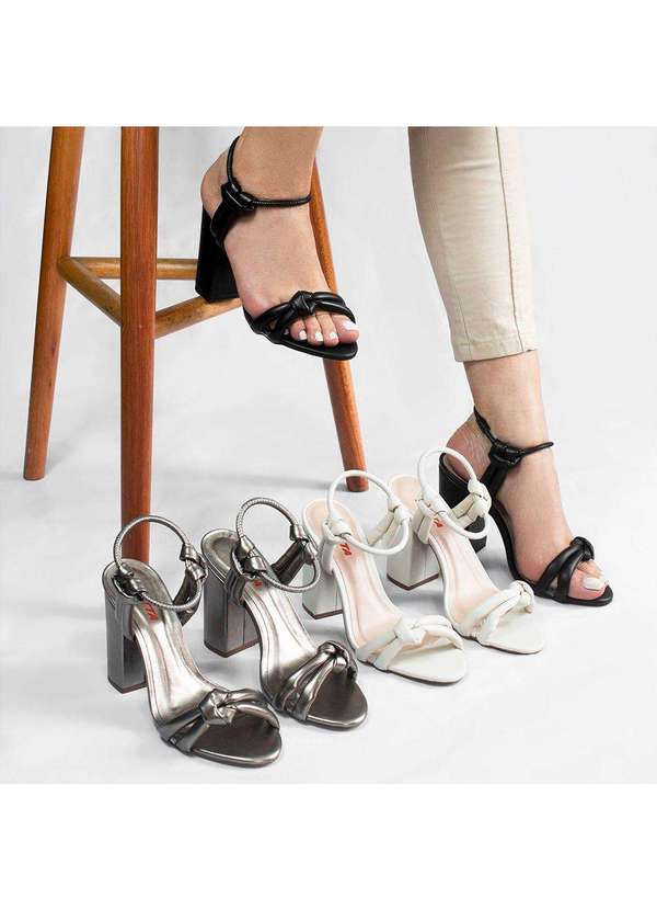 Zatta Calcados - Sandalia Anabela no Mirtes Preto 6