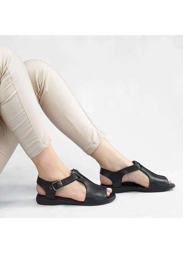 Zatta Calcados - Sandalia Flat Couro Paola Preto