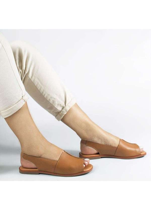 Zatta Calcados - Sandalia Rasteira Bx Couro Fechada Francisca Marrom