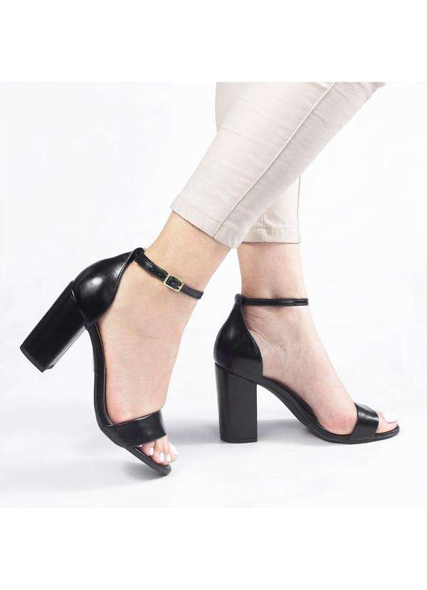 Zatta Calcados - Sandalia Salto Bloco Alto Pilar Preto