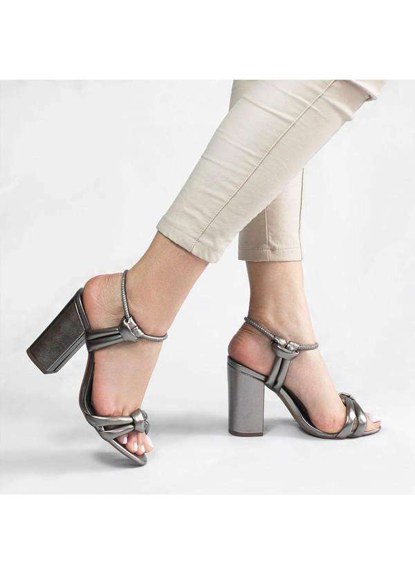 Zatta Calcados - Sandalia Salto Bloco Alto Raissa Cinza