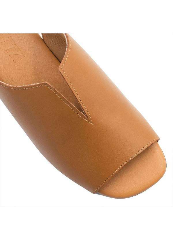 Zatta Calcados - Sandalia Zatta Baixa  Basica Couro Filomena Marrom 6