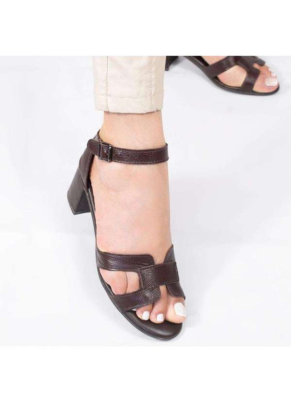 Zatta Calcados - Sandalia Zatta H Salto Bloco em Couro Lorena Preto 4