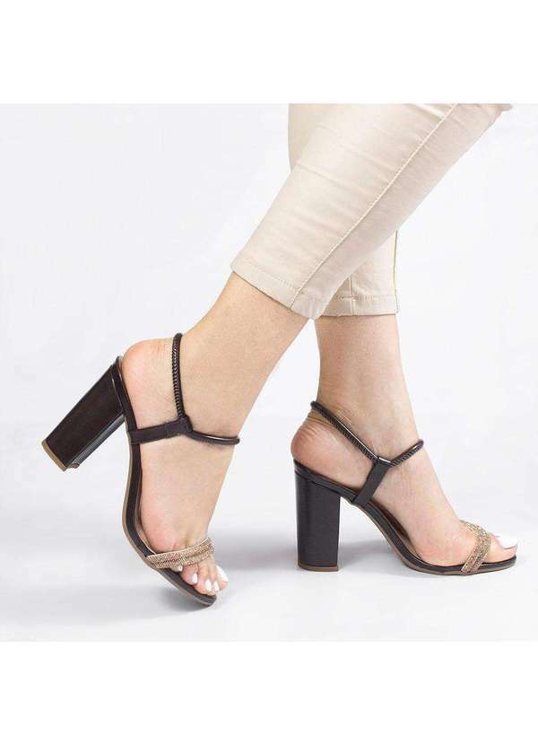Zatta Calcados - Sandalia Zatta Salto Alto Tiras Strass Bruna Marrom