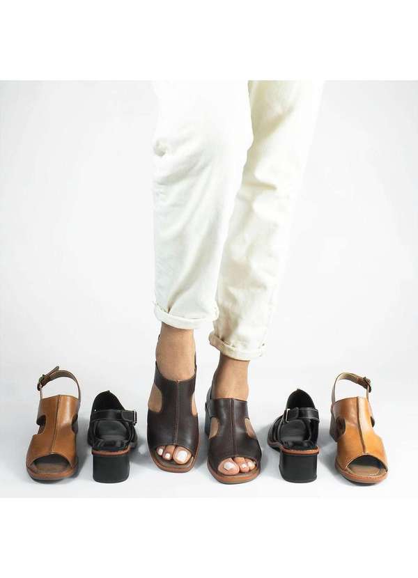 Zatta Calcados - Sandalia Zatta Salto Bloco Couro Maggie Marrom 5