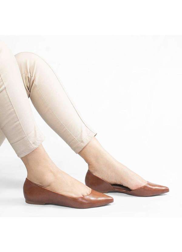 Zatta Calcados - Sapatilha Aberta na Lateral Mel Marrom