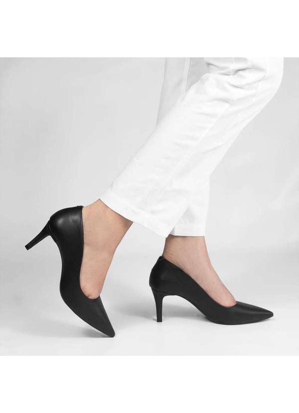 Zatta Calcados - Scarpin Bico Fino Salto Medio Lolita Preto