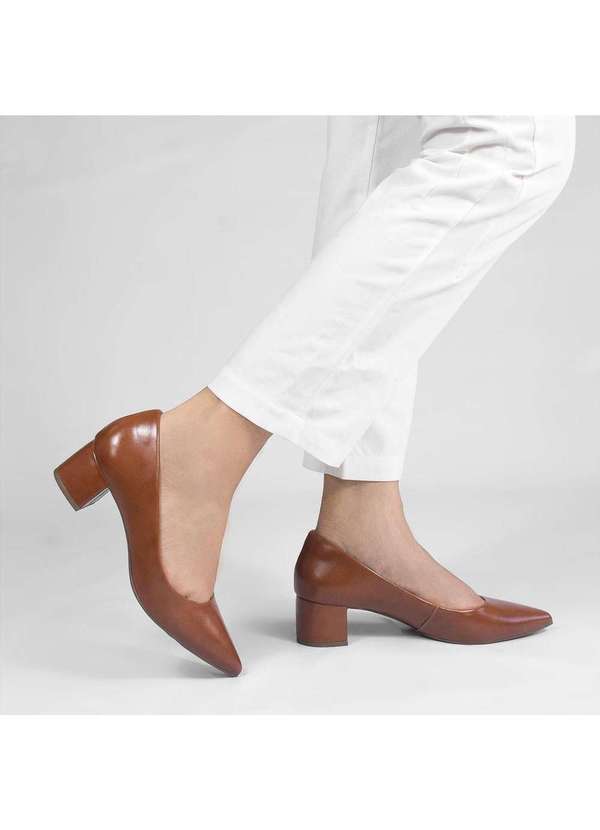 Zatta Calcados - Scarpin Salto Bloco Baixo Leonor Marrom