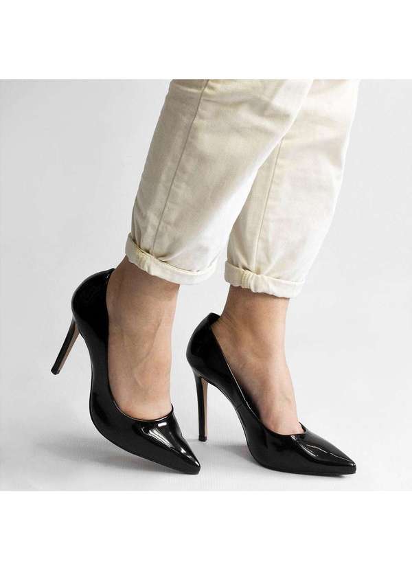 Zatta Calcados - Scarpin Zatta Salto Alto Bico Fino Suzy Verniz Preto
