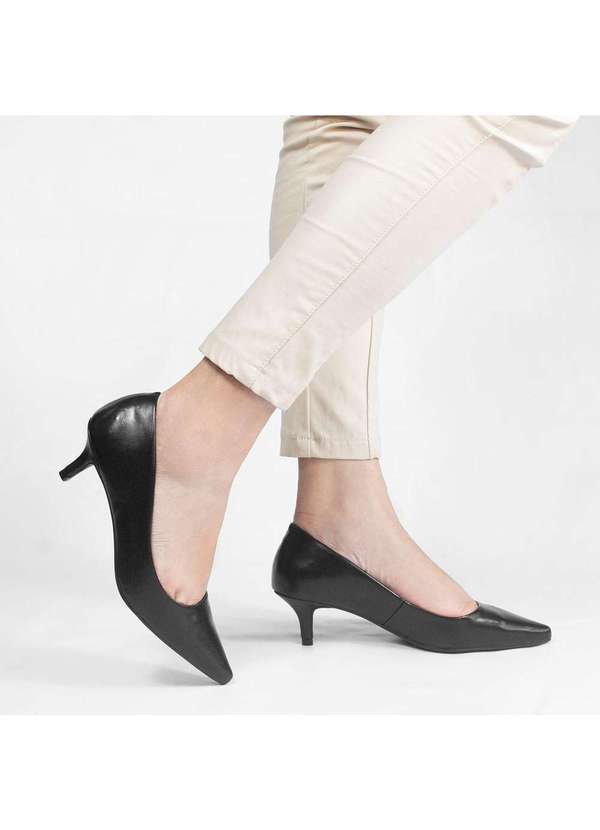 Zatta Calcados - Scarpin Zatta Salto Baixo Bico Fino Nadia Preto