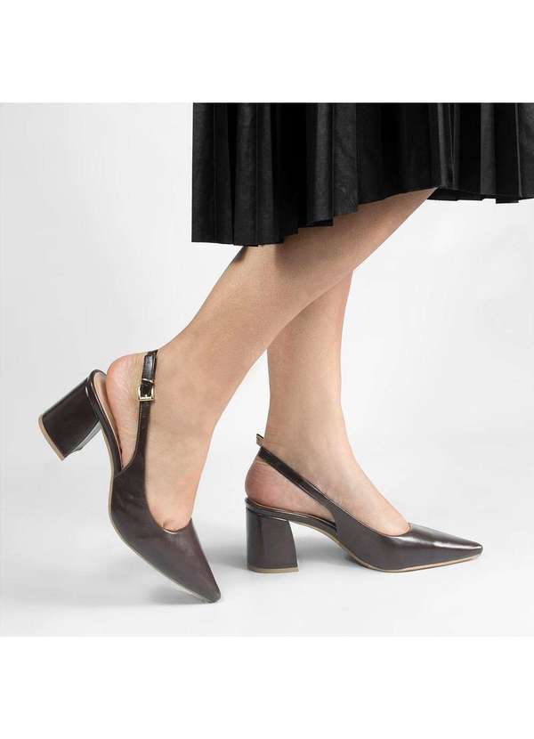 Zatta Calcados - Scarpin Zatta Slingback Salto Bloco Aline Marrom