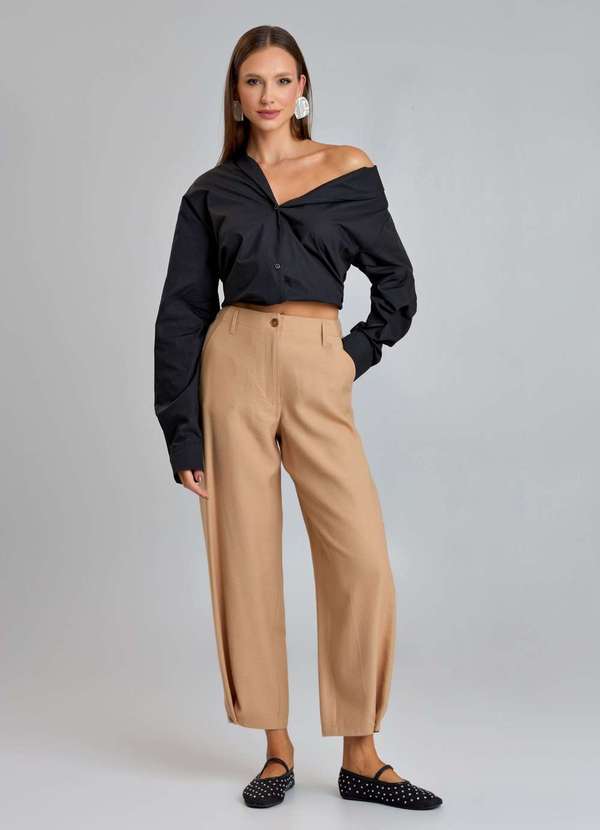 Ritmi Studio - Camisa com Gola Deslocada Preto