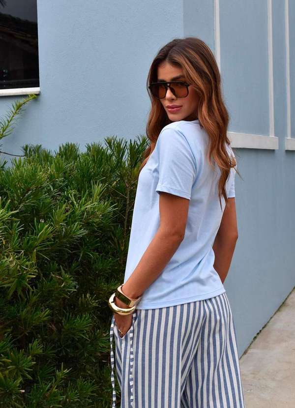 Cianitas - Camiseta Feminina Azul Claro Lisa - Azul 2